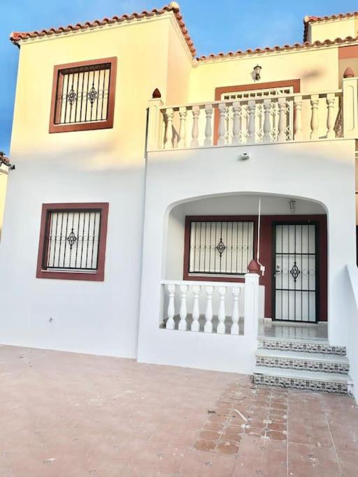 Beach Lomas Cabo Roig Aparment Dehesa de Campoamor  エクステリア 写真